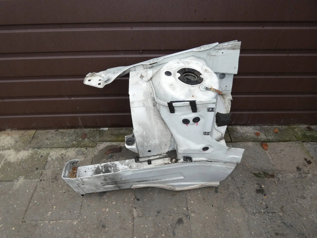 фото №1, Mercedes-benz clc cl203 лонжерон правый передний передняя правая четверть