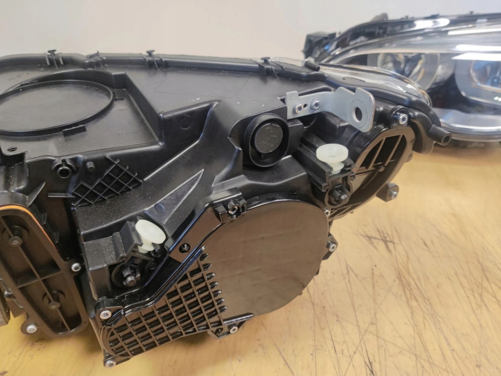 фото №15, Bmw 7 f01 f02 f03 f04 2010 лампы передние / комплект