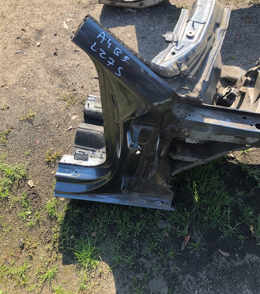 фото №4, A4 b9 четверть правая блок двигателя лонжерон порог перед lz7s