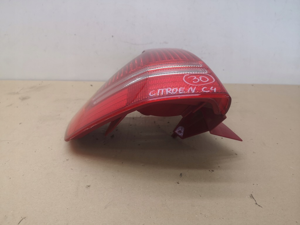 фото №7, Лампа левая задняя citroen c4 i 04-08 5d hb