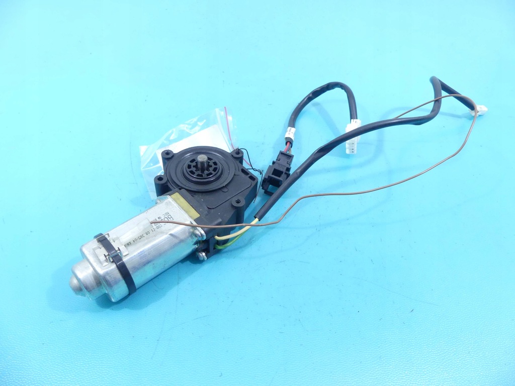 фото №1, Моторчик шторка электрический vw passat cc