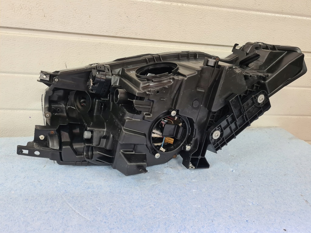 фото №7, Лампа передня ліва nissan leaf led europa