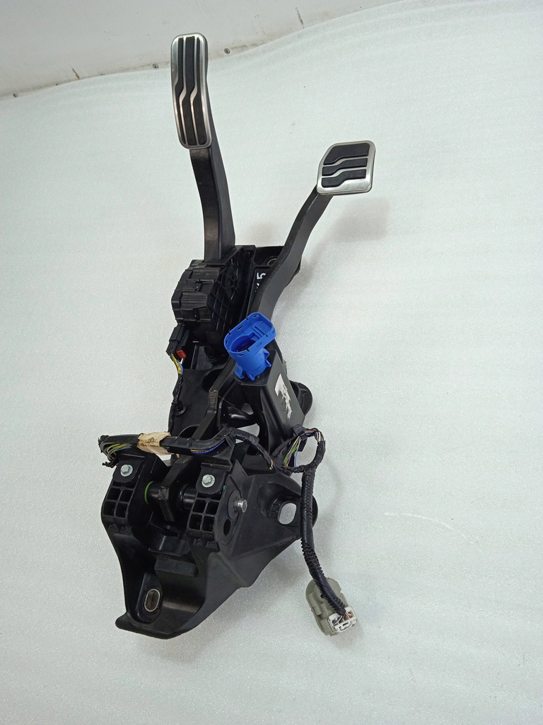 фото №2, Ford mondeo mk5 ecoboost gaz тормоз педали