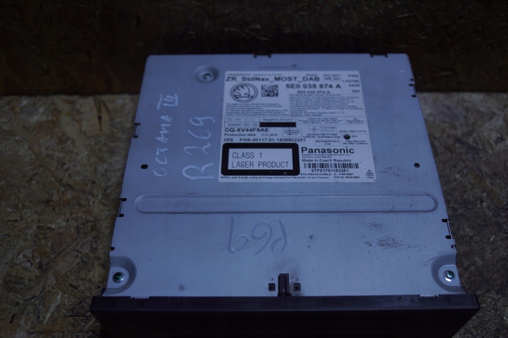 фото №6, Считыватель skoda мультимедиа octavia iii 5e0035874a