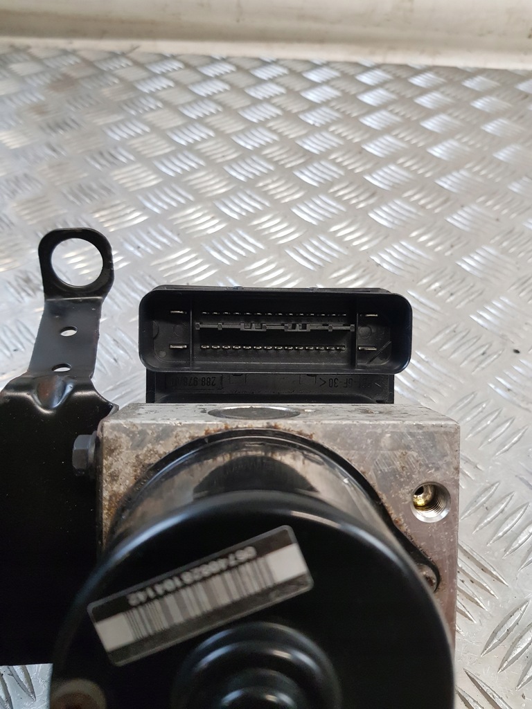 фото №10, Насос abs 6q0907379l 6q0614117h vw polo iv 9n