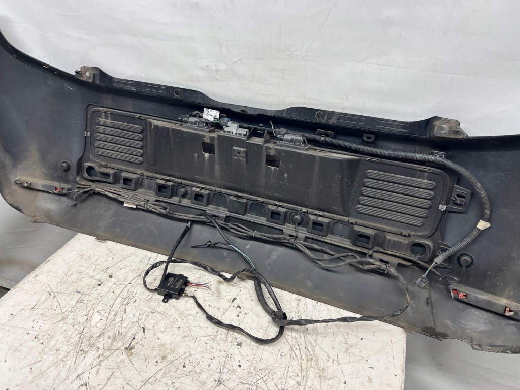 Twingo 3 14-17 бампер задняя задний pdc Недорого