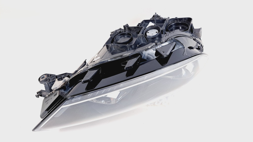 фото №11, Vw golf vii sportsvan лампа правая ксенон 517941032b