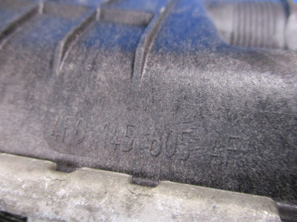 Интеркулер левый audi a6 c6 3.0 tdi 4f0145805af в Украине