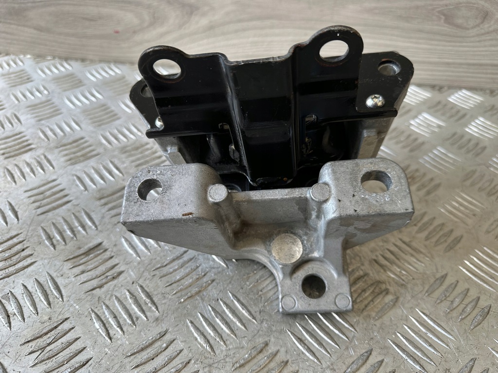 фото №11, Mitsubishi outlander iii 2.0b автоматична коробка передач кронштейн подушка коробки передач