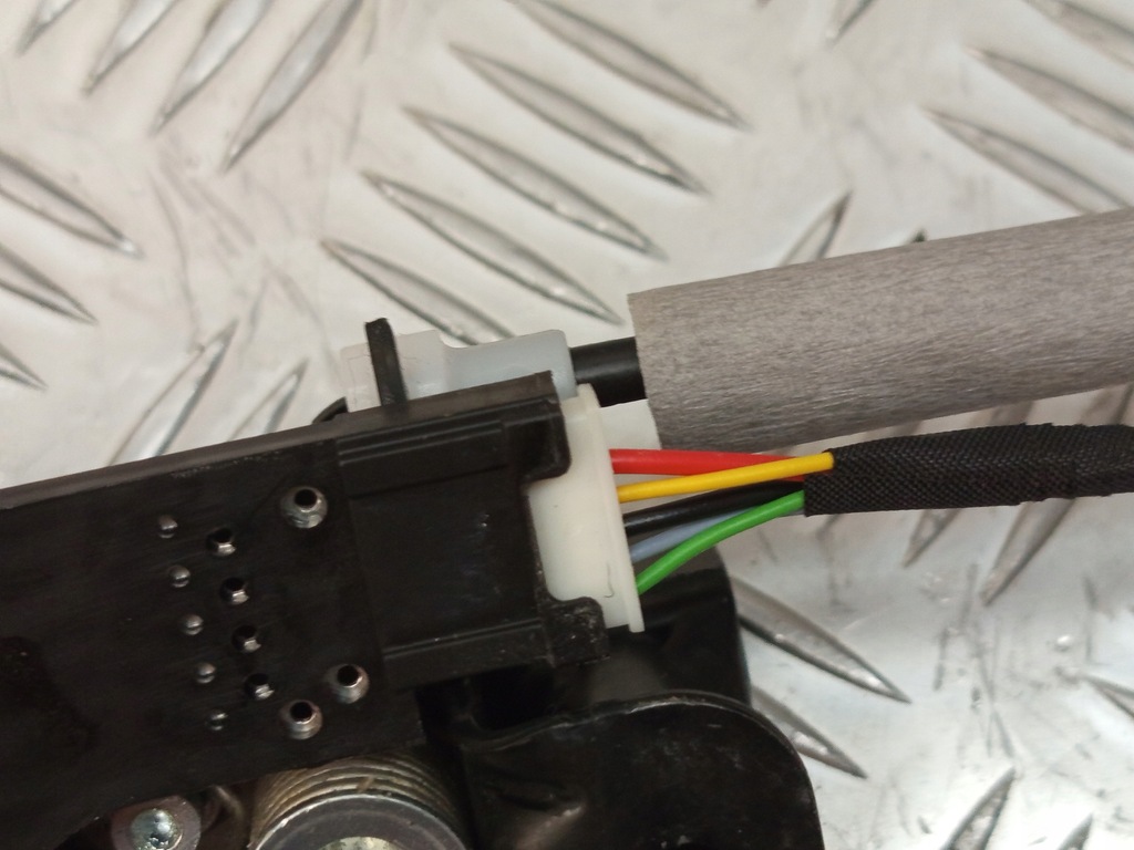 фото №14, Bmw g26 замок механизм доводчик крышки багажника 7430626 9463391