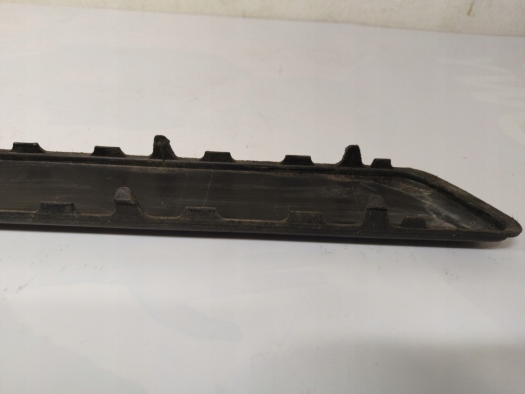 фото №11, Vw passat b5 молдинг бампера правий задня 3b9807792