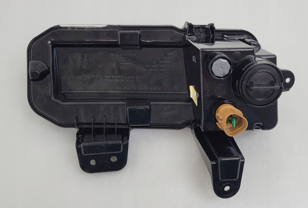 фото №8, Лампа правая задняя w бампер противотуманная led hyundai ioniq 6 2022-