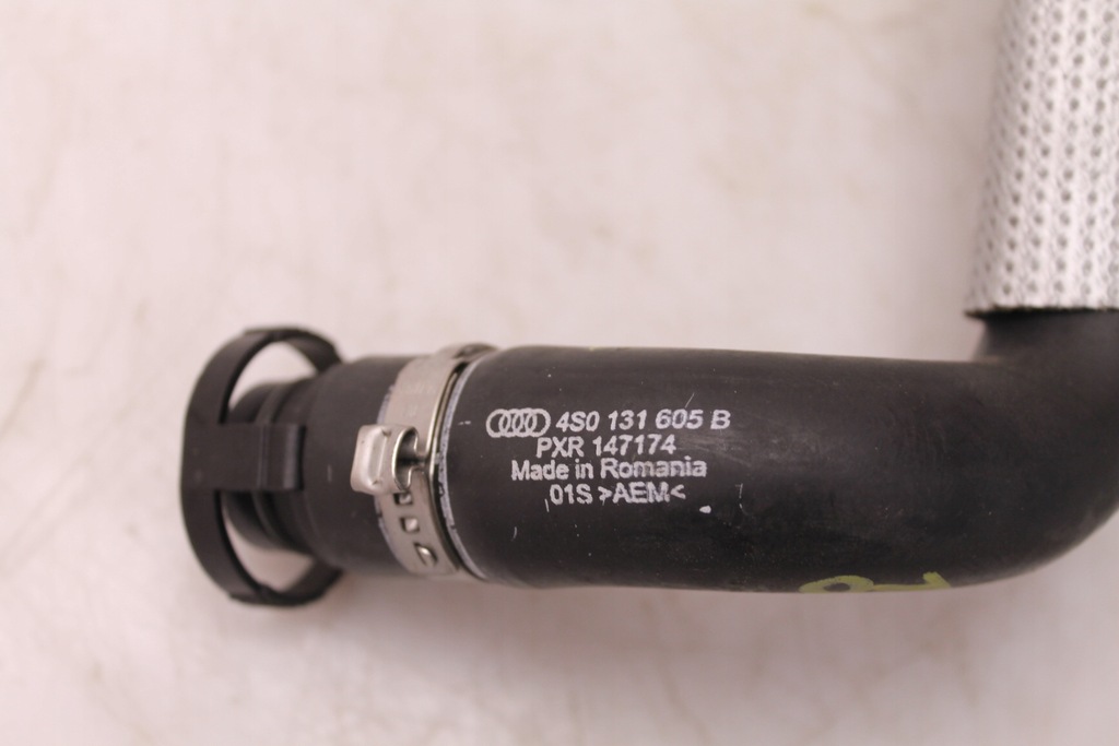 фото №3, Audi r8 ii 16r- 5.2 v10 трубка wąż шланг wody