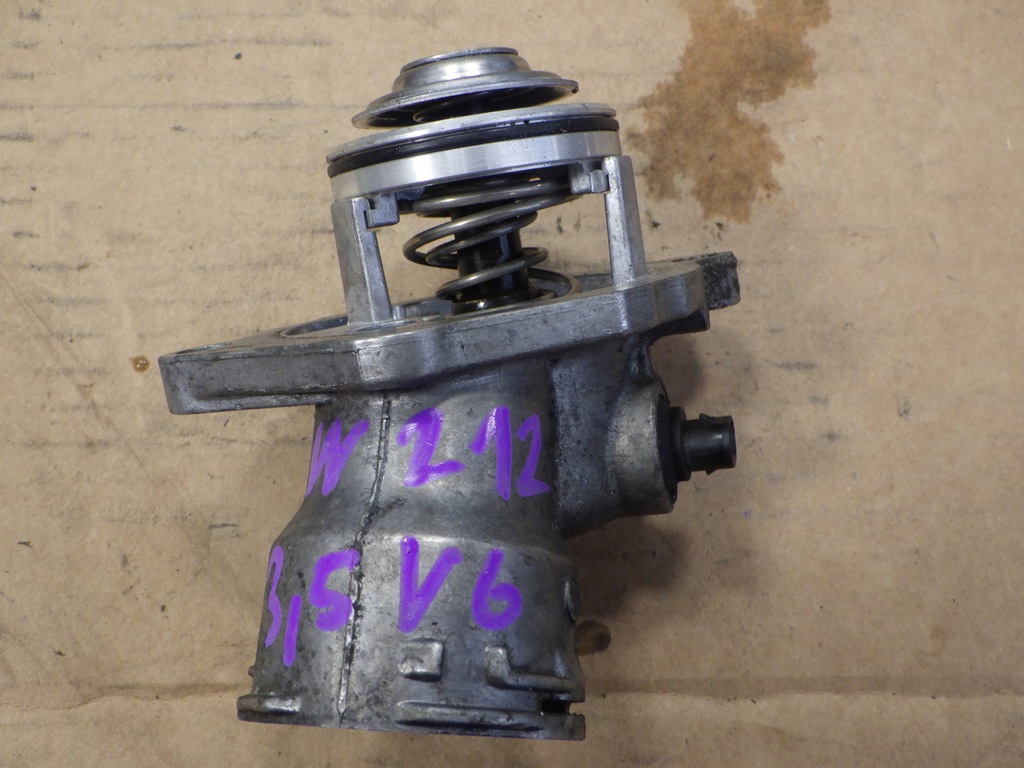 фото №1, Корпус термостата термостат mercedes w212 3.5 b