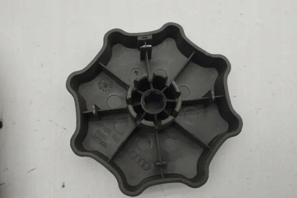 фото №10, Елементи сидіння audi a2 8z0 2000428l 1.4l дизель 55kw 2000