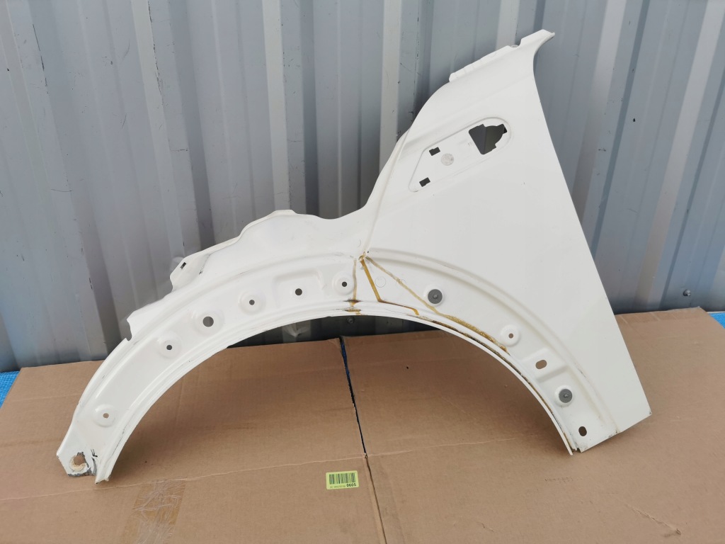 Mini r56 r57 06-11 крило ліве перед передній у гарному стані в Україні