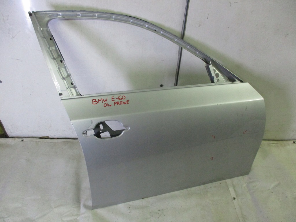 Дверь правый  перед передние bmw e60 Цена