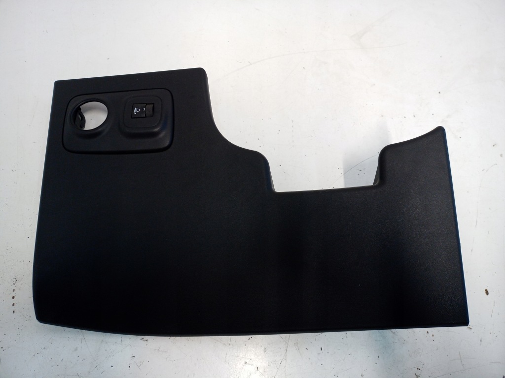 фото №1, Защита заглушка панели консоли citroen c3 aircross 13477805