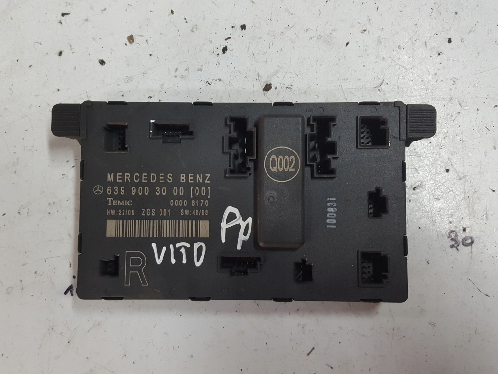фото №1, Mercedes vito w639 lift 10-14r модуль двері правий перед 6399003000