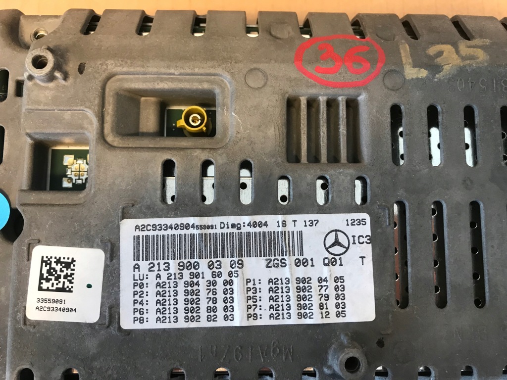 фото №4, Mercedes w213 счетчик приборы a2139000309