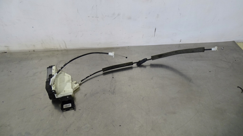 фото №1, Peugeot partner ii замок правий перед 828405