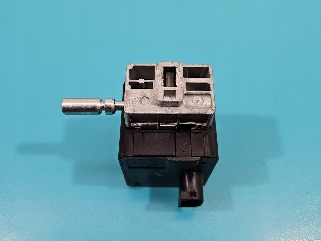 фото №11, Бортовий комп'ютер блок керування двигуна набір renault fluence 1.6b 16v