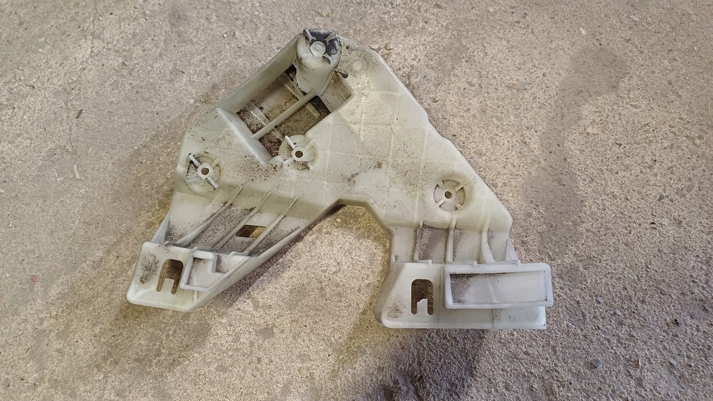 фото №1, Nissan pulsar направляющая лампы левый передний