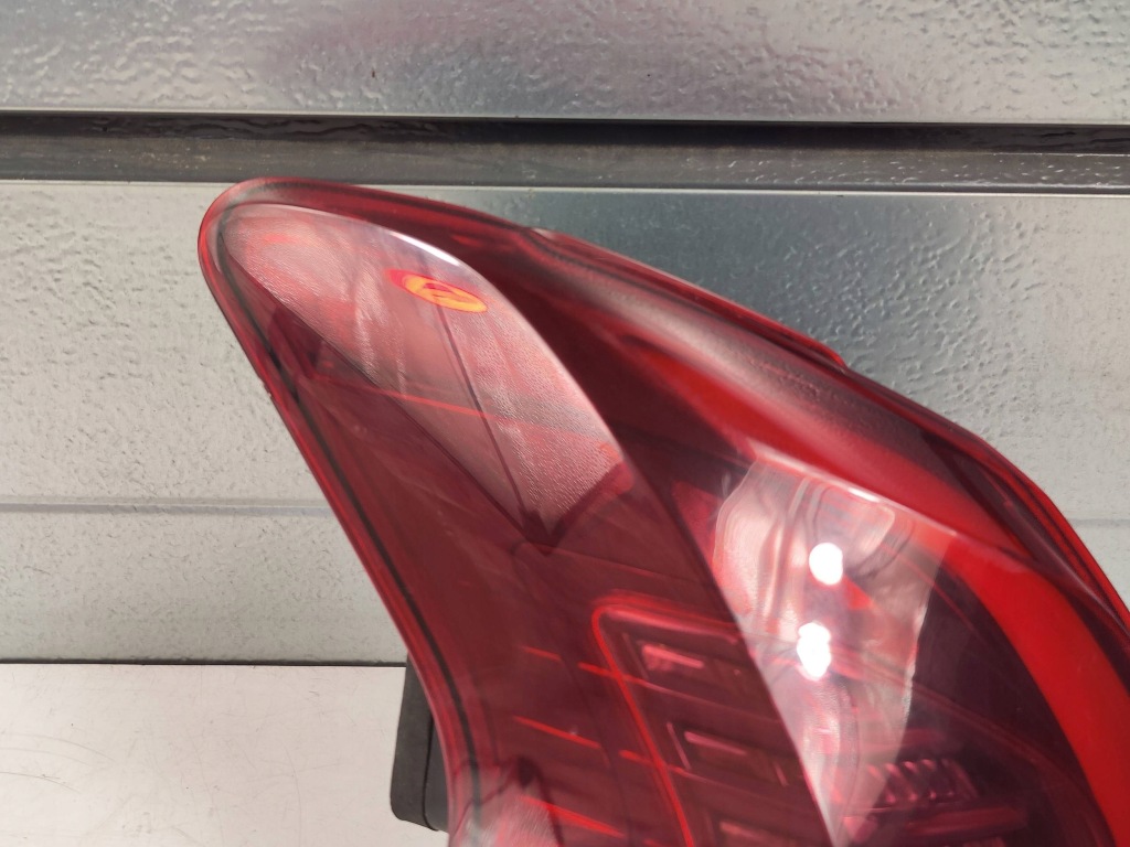 фото №6, Peugeot 3008 i 09-16 лампа задняя левая lift 9805510580