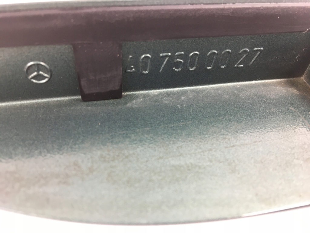Молдинг підсвітка номерного знака реєстраційний кришки mercedes w140 1407500027 Недорого