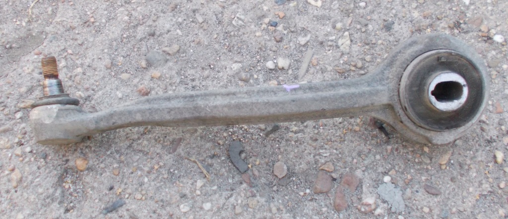 Купити Mercedes w204 2.2 cdi 11r важіль лівий перед