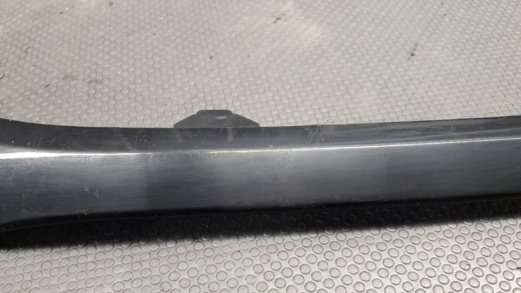 7475996 молдинг правый перед bmw f40 czarna Доставка