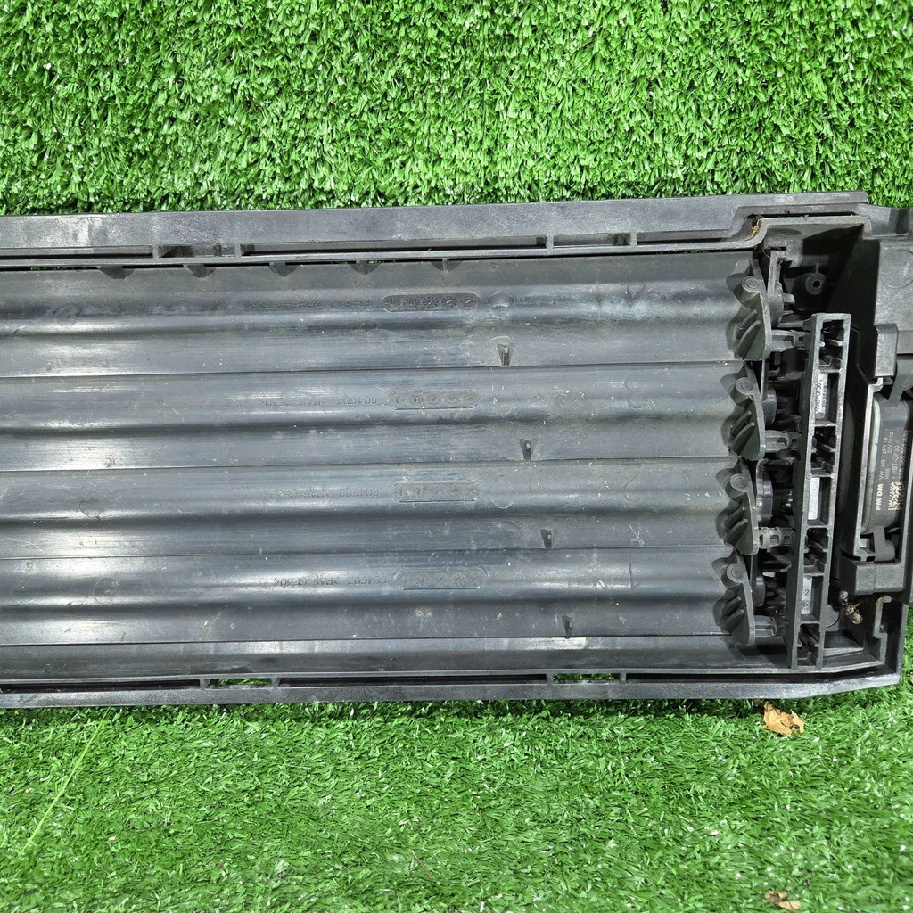 фото №10, Skoda octavia 4 2020 - rok жалюзи воздуховод воздуха 2q0122323a