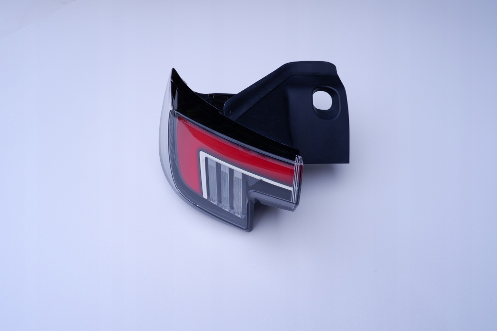 фото №1, Opel mokka b лампа лівий задня 9833721880