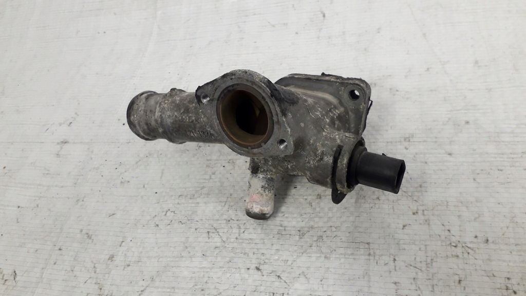 фото №14, Seat 038121133a корпус термостата