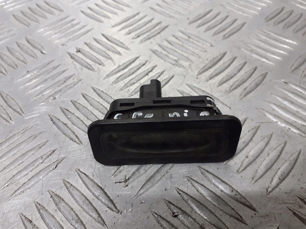 фото №1, Микровыключатель замка крышки renault scenic ii 8200076250