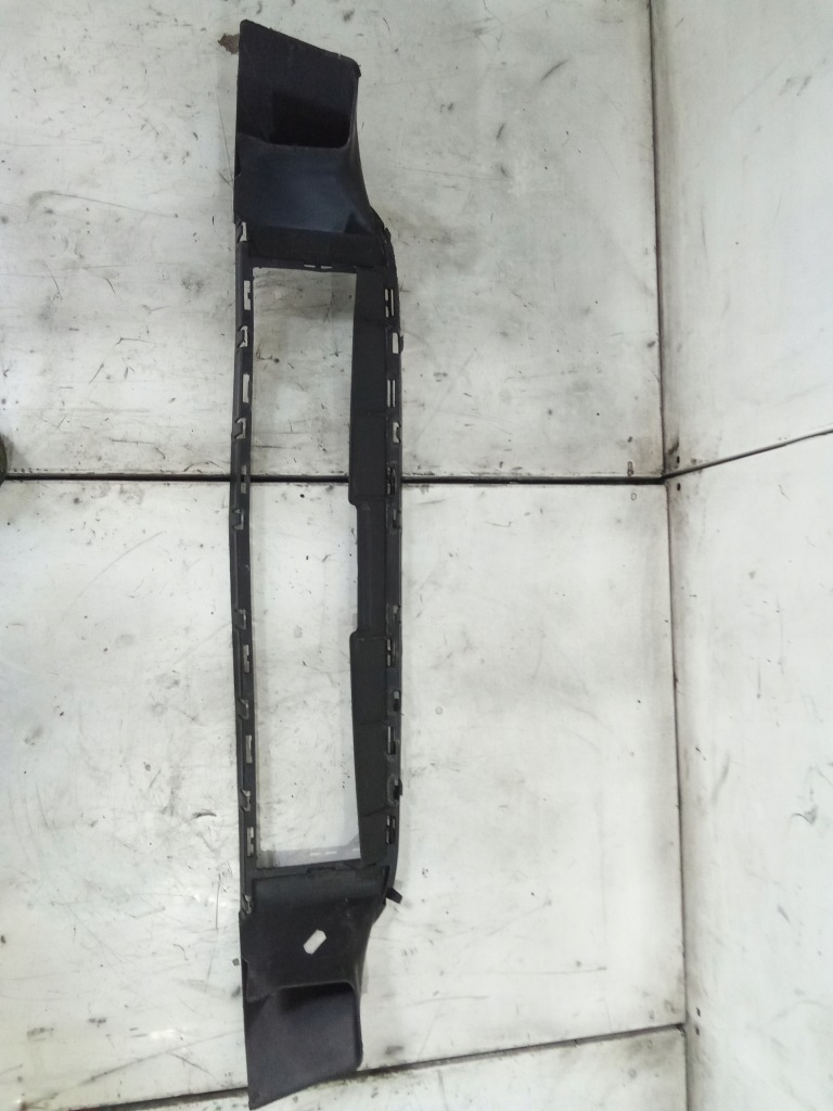 K320 решітка бампера перед bmw f10 mpakiet 8049347 в Україні