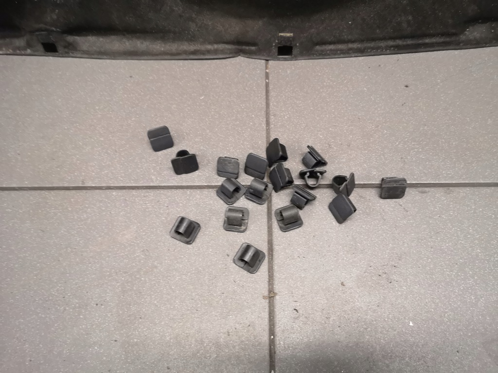 фото №16, Шумоизоляция капот audi a6 c6 4f0863825d