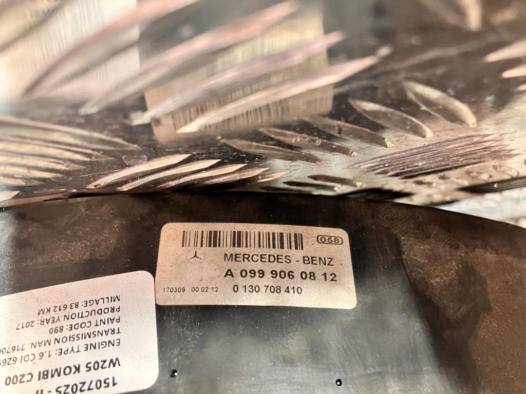 Вентилятор радіатор води mercedes w205 1.6 cdi механічна коробка передач в Україні