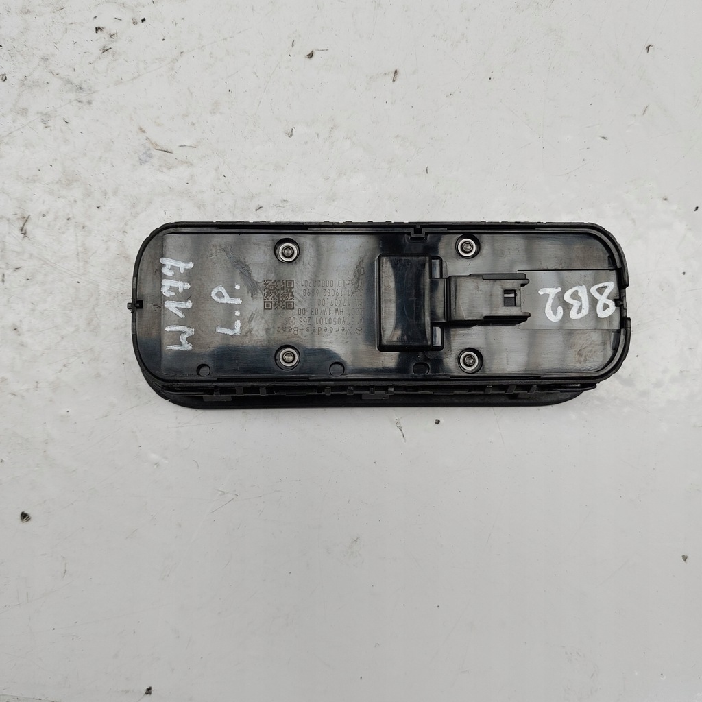 фото №11, Mercedes a35 w177 панель вікон дзеркал лівий перед керма