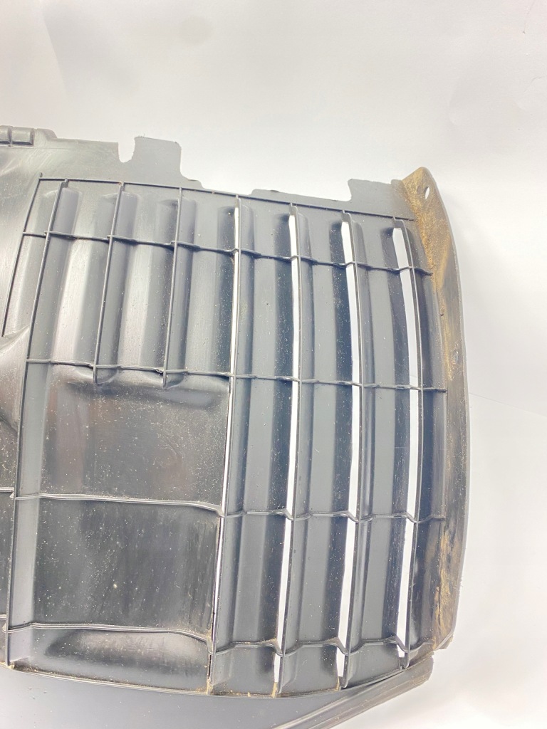 Подкрылок передние правое правый перед mercedes w140 cl c140 1406982030 Киев