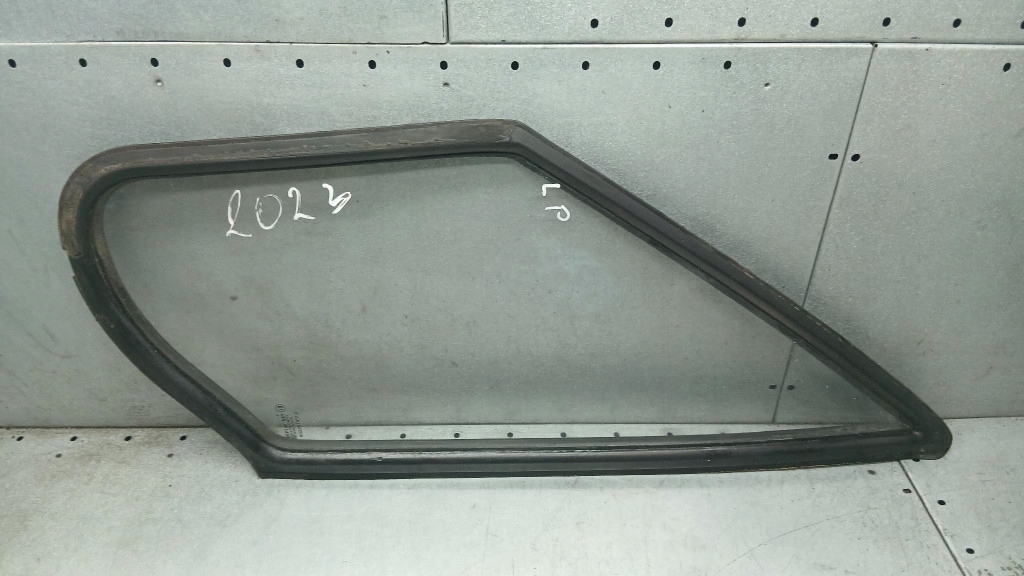 фото №1, Скло ліва перед трикутник citroen jumper i fl 2.8d 04r