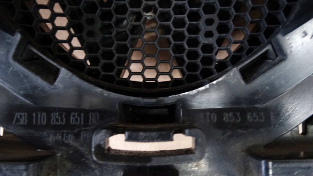 фото №10, Решітка радіатора решітка радіатора 1t0853653l vw touran i caddy iii lift