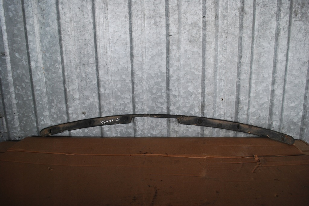 фото №5, Направляющая молдинг бампера audi tt 8n 8n0807863a