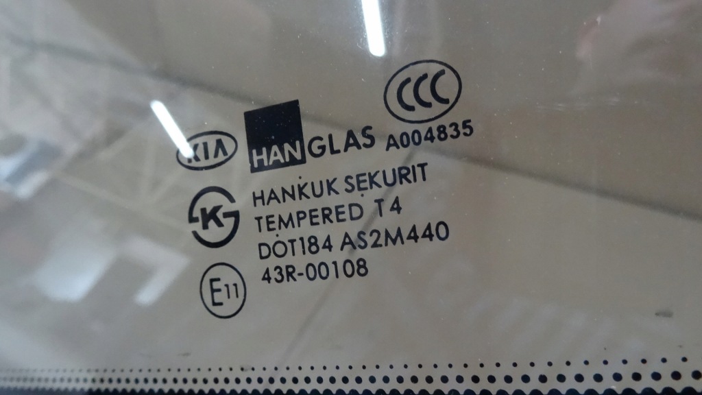 фото №3, Kia carnival i lift скло кузовна лівий задня