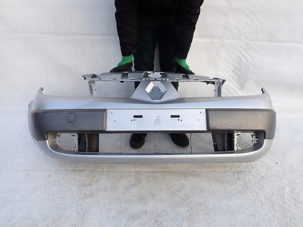 фото №1, Renault scenic ii 03-06 бампер перед передній