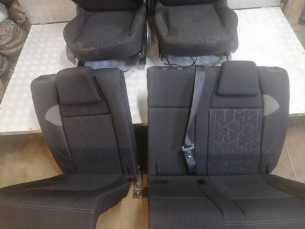 фото №5, Сидіння заднє сидіння ремені задня peugeot 2008 i van