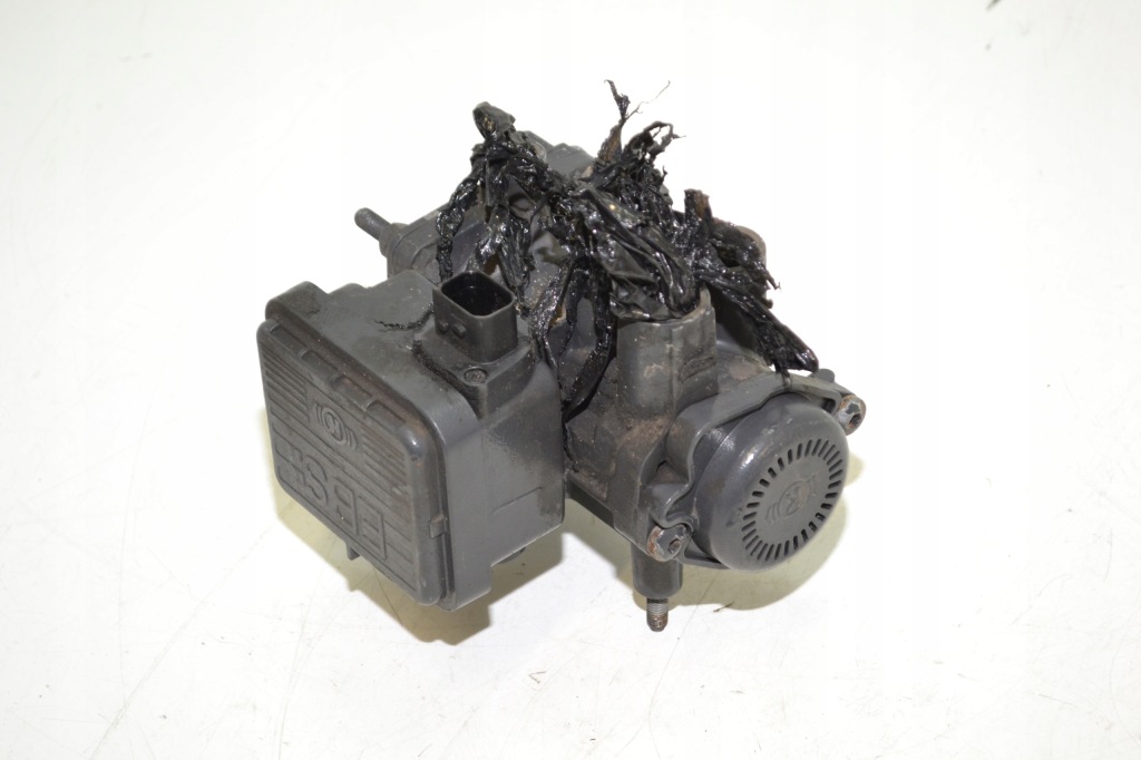 Купити Mercedes actros mp4 клапан гальмівний a0014311013