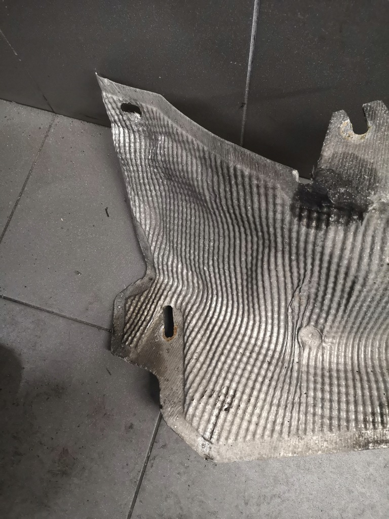 фото №6, Защита тепловая выхлоп vw touareg 7l6825662