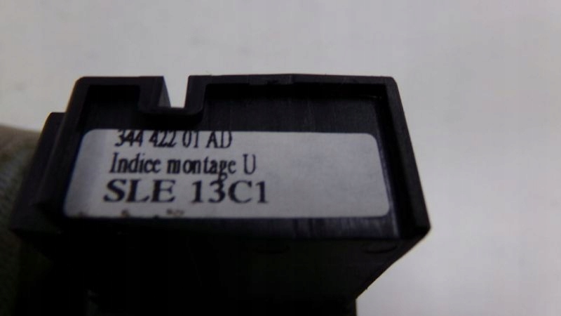 фото №1, Renault laguna ii 2 -05 выключатель переключатель радио