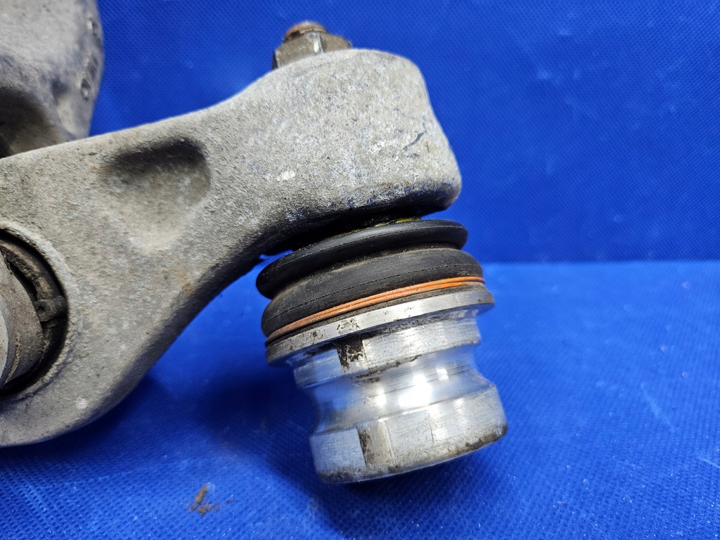 фото №7, Audi q8 e-tron a6 c8 q7 важіль передній правий перед 4m9407156e 4m0413038